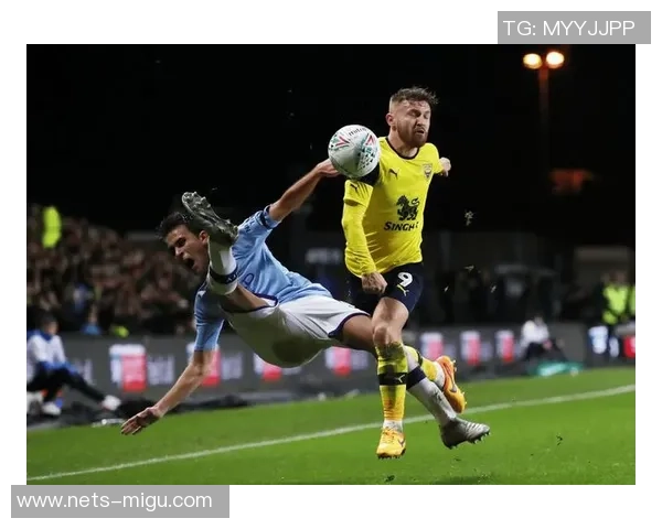 伊普斯维奇主场迎战谢菲尔德期待精彩对决与激烈竞争 伊普斯维奇主场迎战谢菲尔德期待精彩对决与激烈竞争