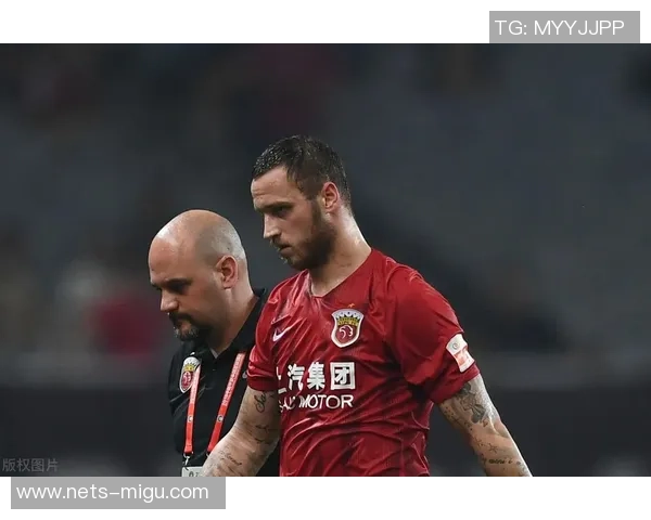 利物浦与伯恩茅斯激战正酣比分揭晓引发球迷热议 利物浦与伯恩茅斯激战正酣比分揭晓引发球迷热议